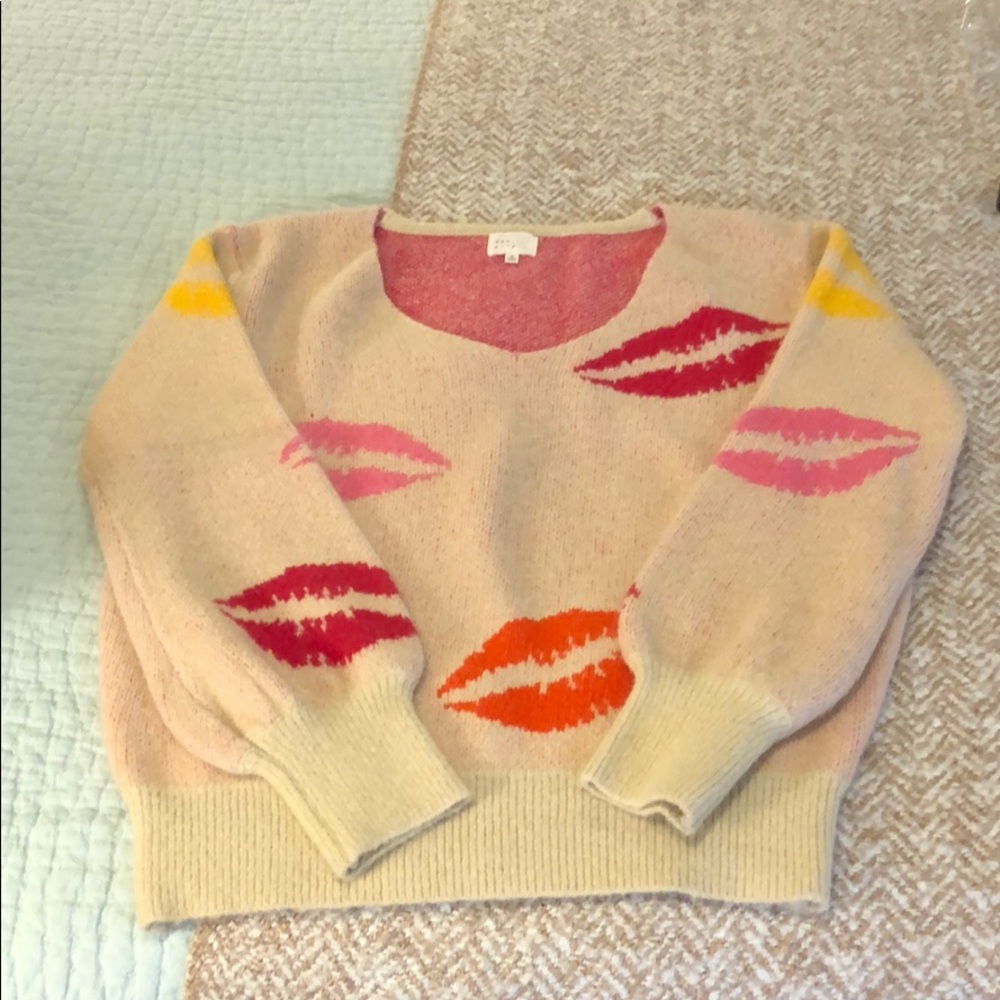 Dee Elly Lips v-neck sweater